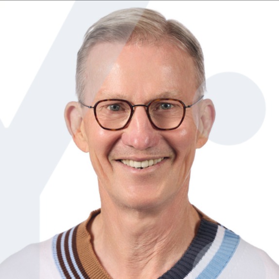 Dr Geoff Holt